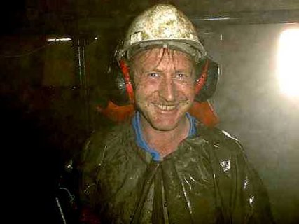 ein dreckiger Stallreiniger